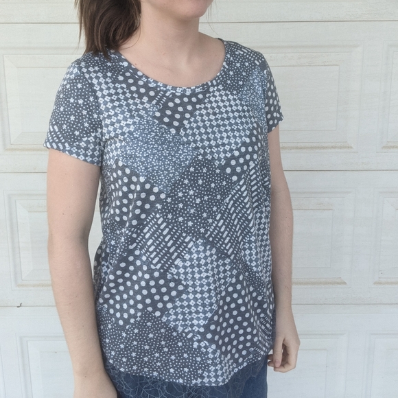 Mixed pattern top - Picture 2 of 3